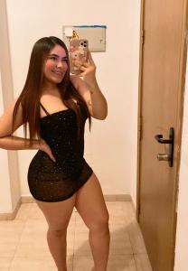 Chica busca chico en Valencia: Chica busca chico