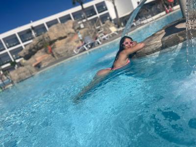 643015122: Chica busca chico en Almería