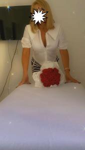 613712478: Chica busca chico en Tenerife