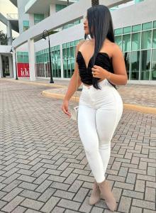 697714588: Chica busca chico en Pontevedra