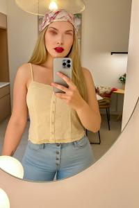 662184673: Chica busca chico en León