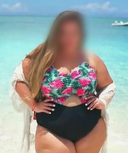 643779211: Chica busca chico en León
