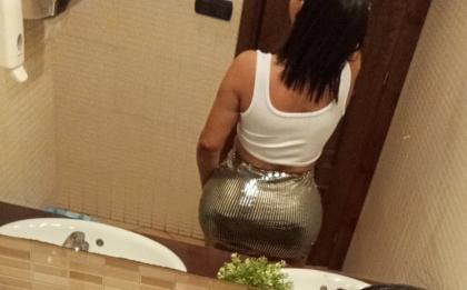 672562367: Chica busca chico en Orense