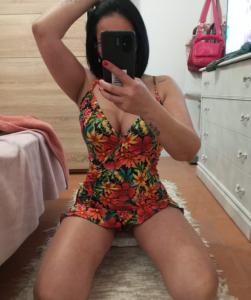 614405392: Chica busca chico en Tarragona