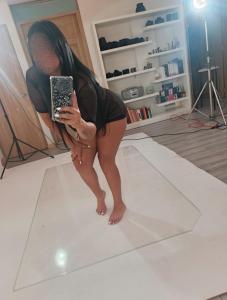 675939471: Chica busca chico en Cádiz