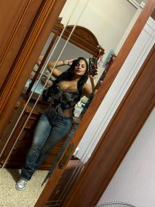Chica busca chico en Valencia: Chica busca chico