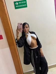 Chica busca chico en Barcelona: Chica busca chico