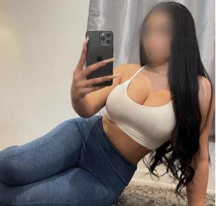 652944071: Chica busca chico en Lugo