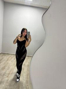 Chica busca chico en Málaga: Chica busca chico