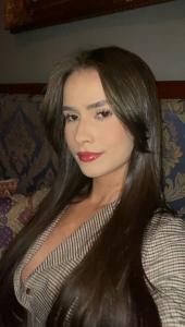 Chica busca chico en Ibiza: Chica busca chico