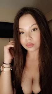 613696012: Chica busca chico en Valencia