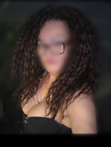 643016912: Chica busca chico en La Coruña