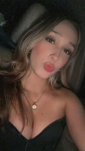 623362183: Chica busca chico en Barcelona