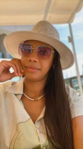 663209148: Chica busca chico en Madrid
