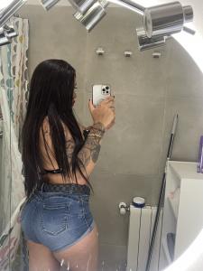 637559359: Chica busca chico en Barcelona