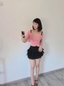 Chica busca chico en Alicante: Chica busca chico