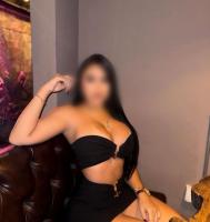 606954682: Chica busca chico en Cádiz