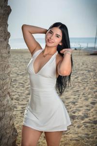 Chica busca chico en Alicante: Chica busca chico