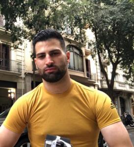 662446172: Chico busca chica en Barcelona