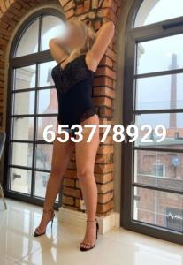 653778929: Chica busca chico en La Coruña