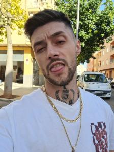 Chico busca chica en Mallorca: 