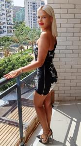 677946855: Chica busca chico en Alicante