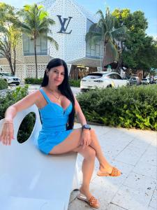 Chica busca chico en Granada: Chica busca chico