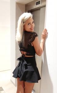 677946855: Chica busca chico en Alicante