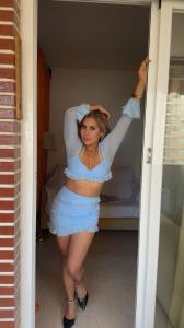 611235982: Chica busca chico en Alicante