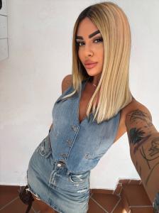 Chica busca chico en Málaga: Chica busca chico