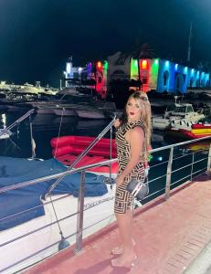 666219811: Transexual en Cádiz
