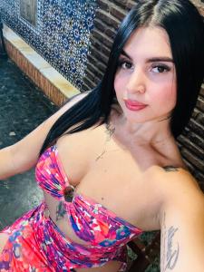 Chica busca chico en Granada: Chica busca chico