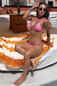 Chica busca chico en Madrid: Chica busca chico