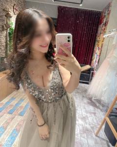 Chica busca chico en Sevilla: Chica busca chico