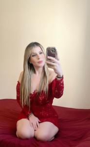 613805340: Chica busca chico en Barcelona