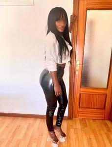 642956321: Chica busca chico en Burgos