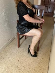 Chica busca chico en Huesca: 