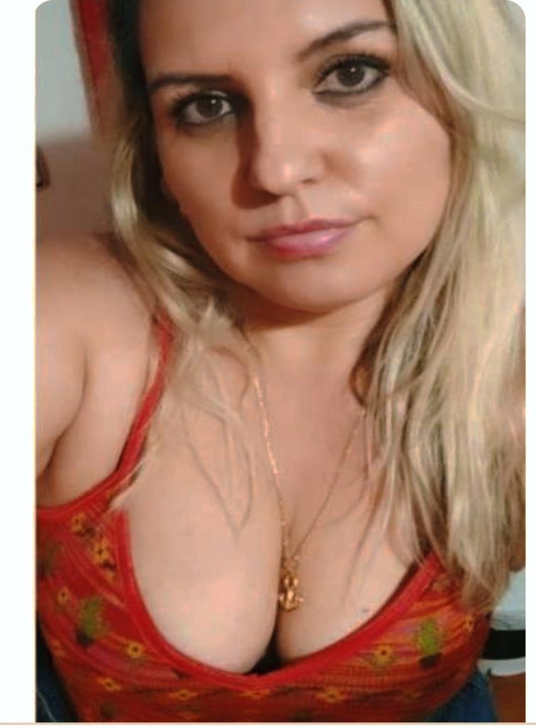 677662205: Chica busca chico en Guipúzcoa