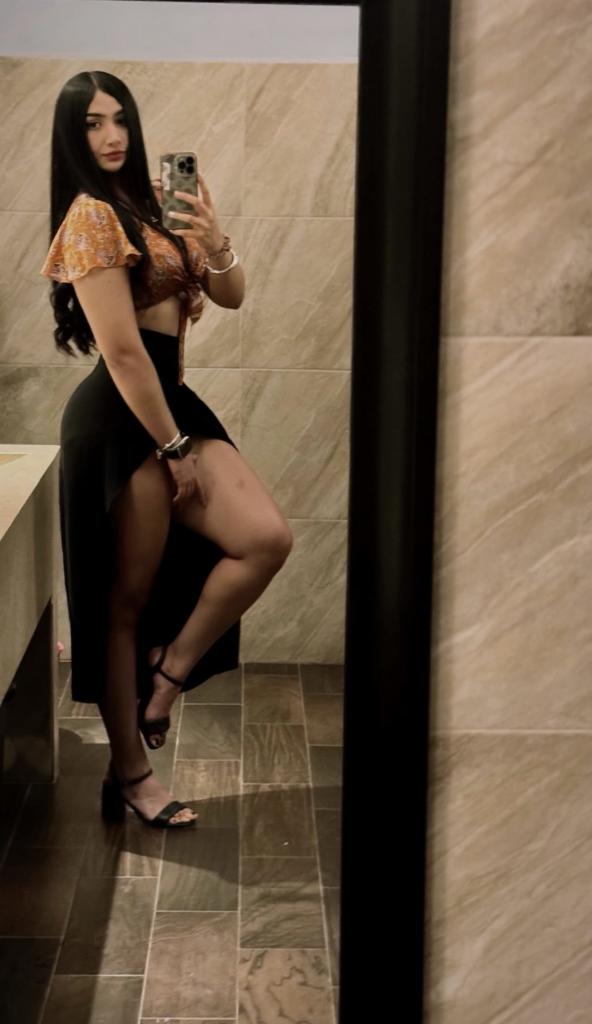 673619126: Chica busca chico en La Coruña