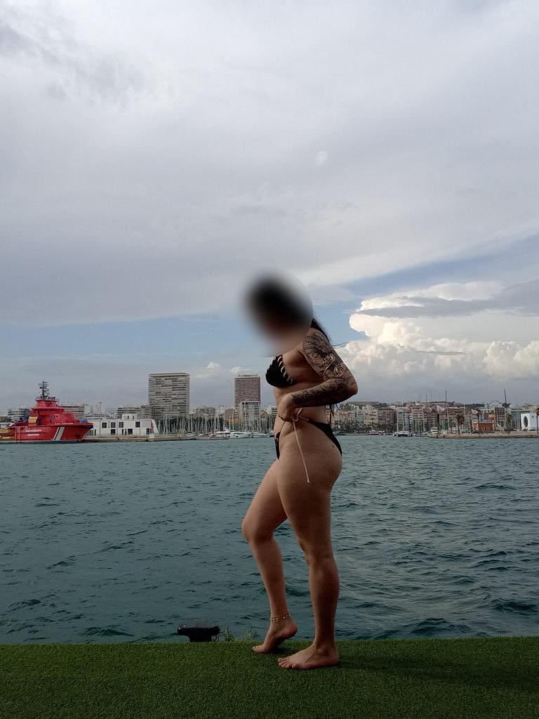 628728889: Chica busca chico en Murcia