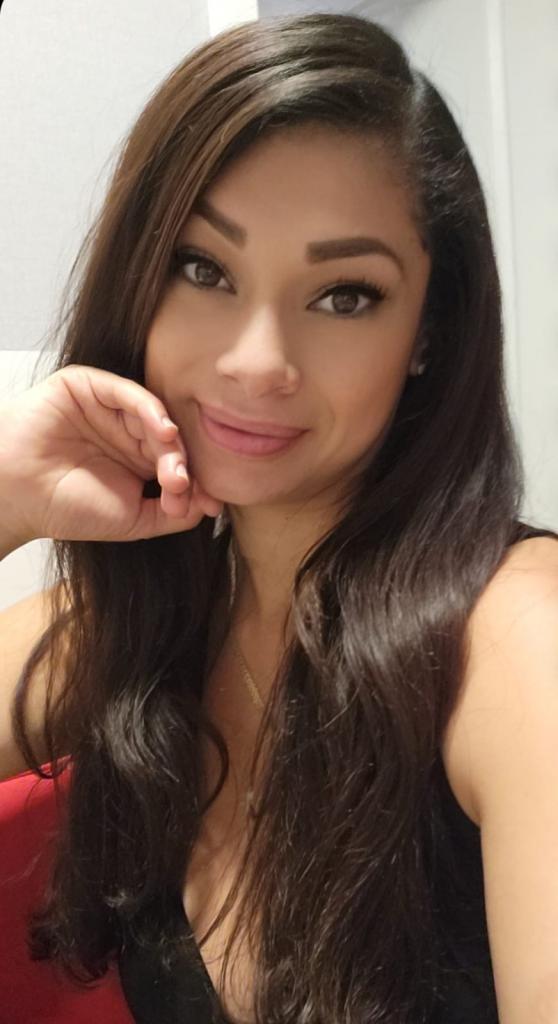 Chica busca chico en Málaga: Chica busca chico