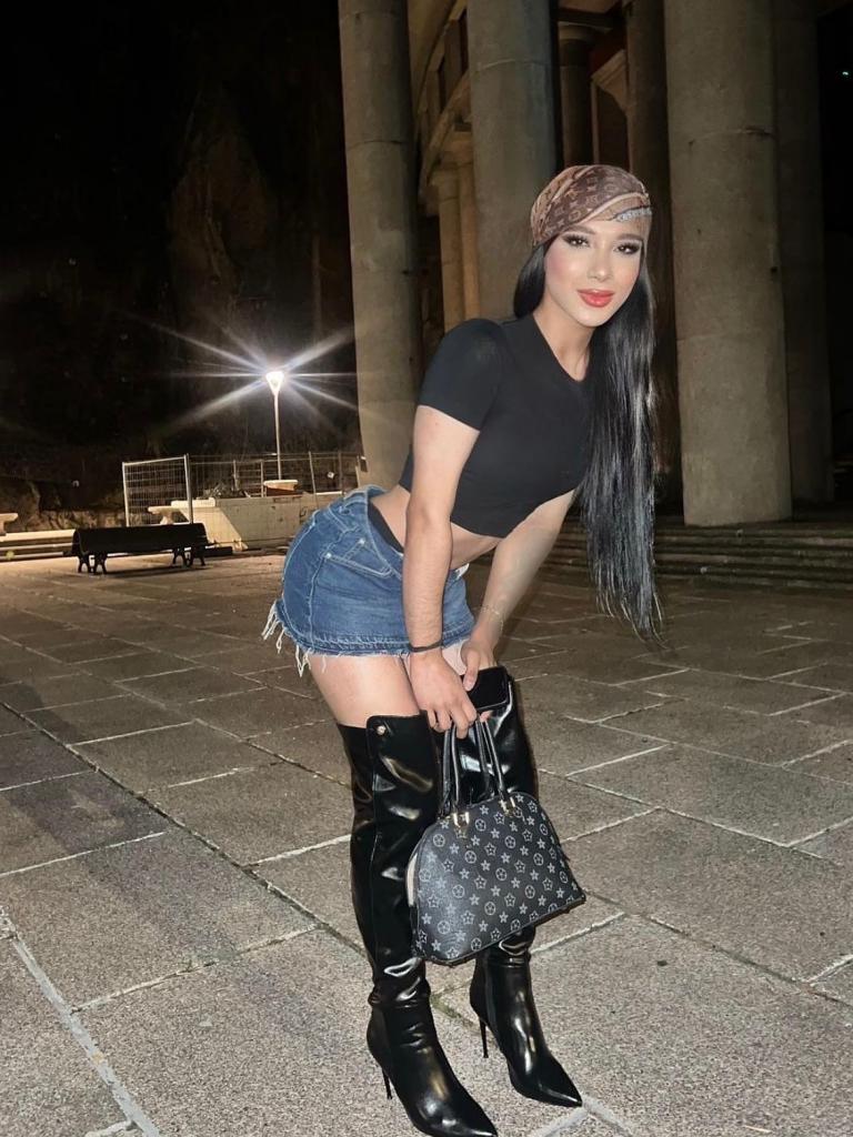 Travesti en Orense: Transexuales y Travestis