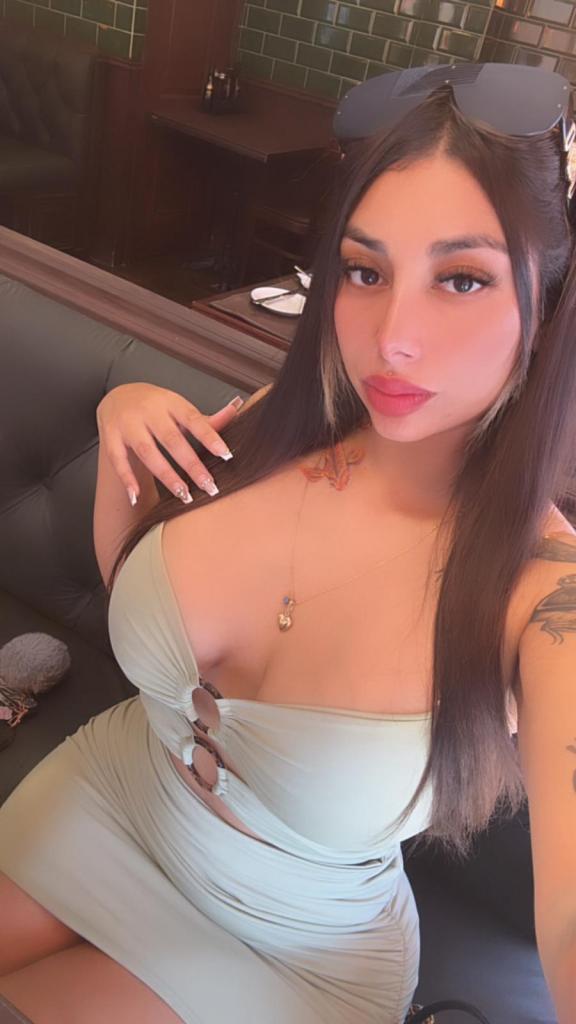 Chica busca chico en Málaga: Chica busca chico