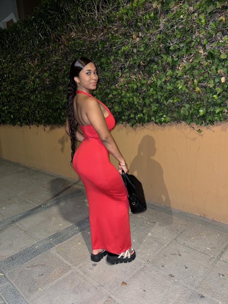 666044133: Chica busca chico en Ibiza