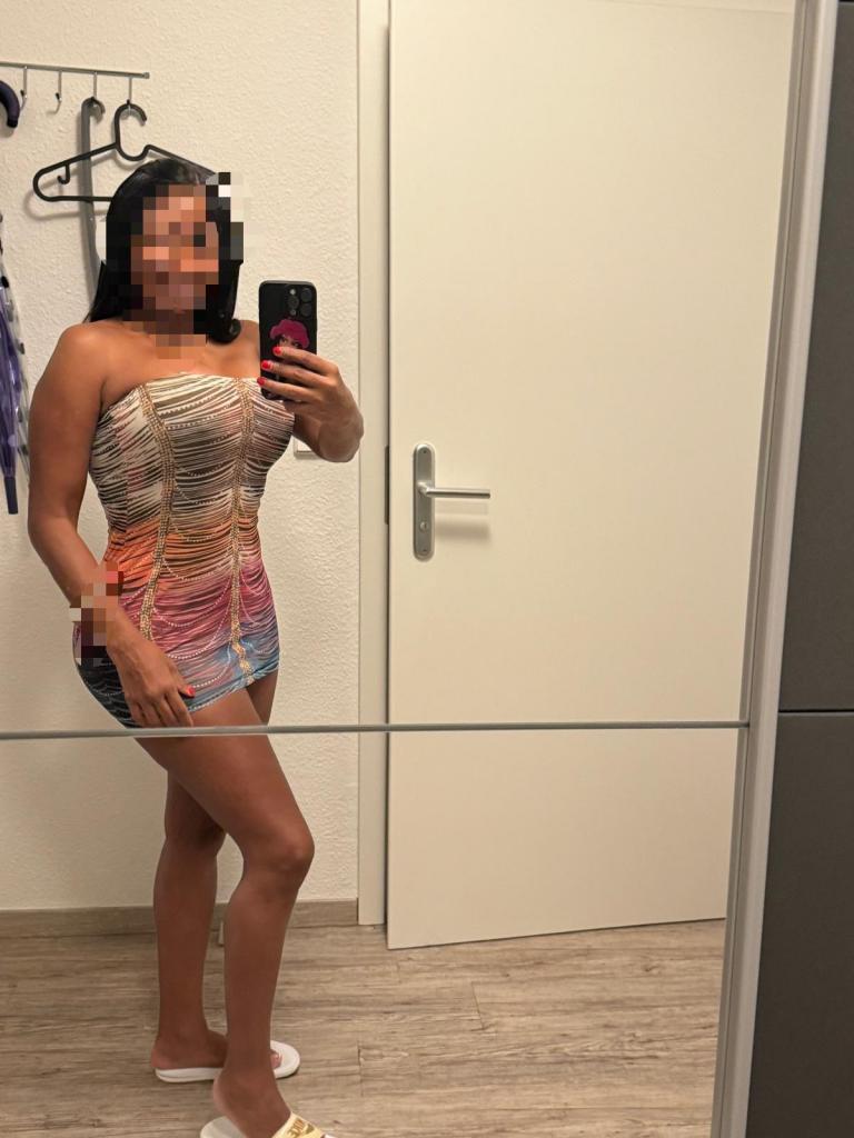 603436915: Chica busca chico en Ceuta