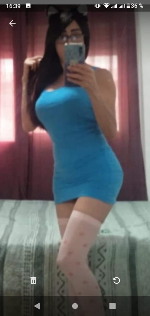 655769107: Chica busca chico en Barcelona