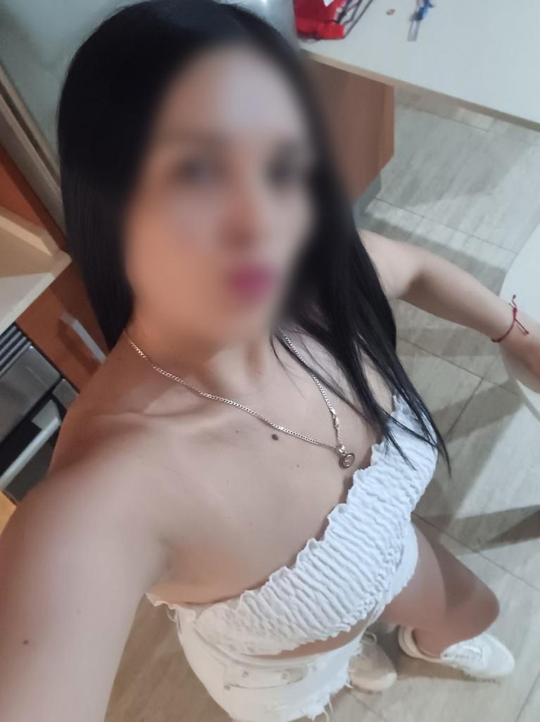 600538369: Chica busca chico en Murcia
