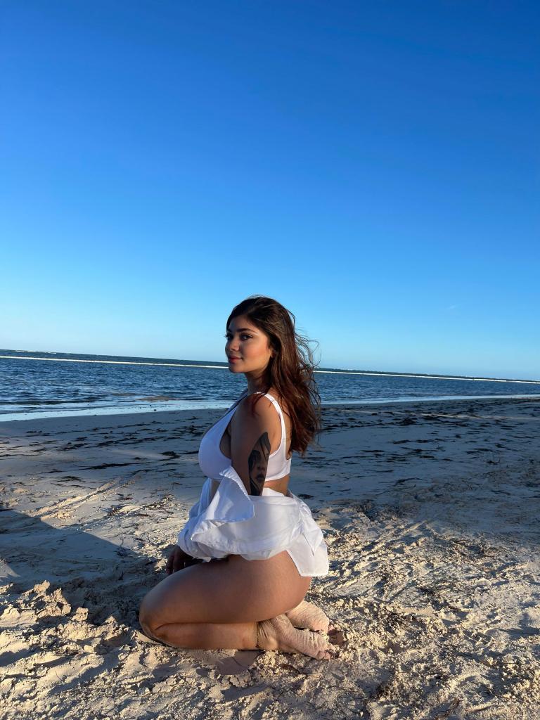656391710: Chica busca chico en Ibiza