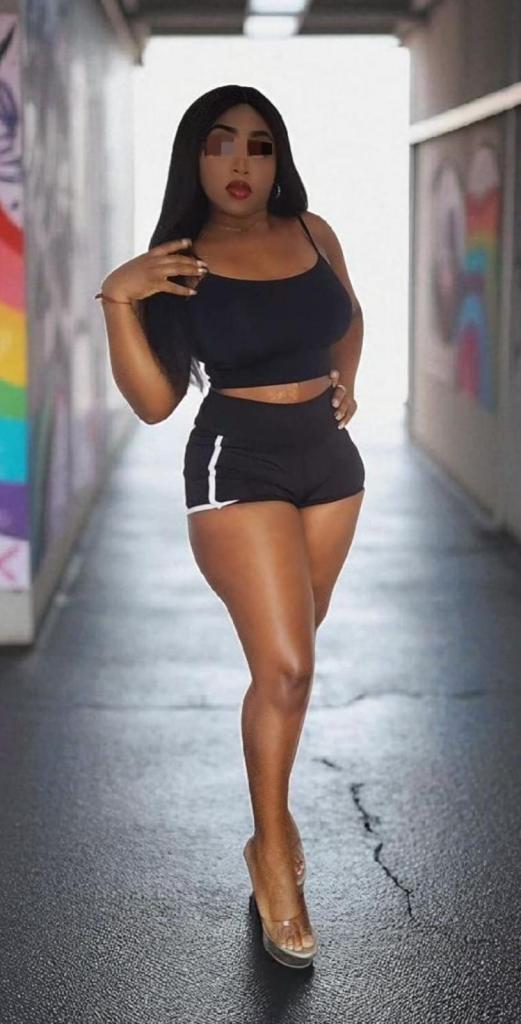 Chica busca chico en Murcia: Chica busca chico
