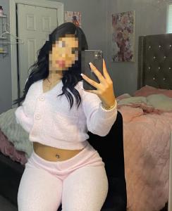 641464853: Chica busca chico en Lérida